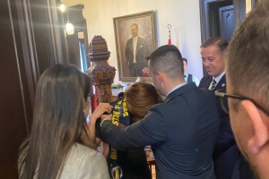 Bulgaristan Fenerbahçeliler Derneğimizin Başkanı ve yöneticileri, Türkiye Cumhuriyeti Sofya Büyükelçisi Sayın Aylin Sekizkök’e veda ziyaretinde bulundu. 